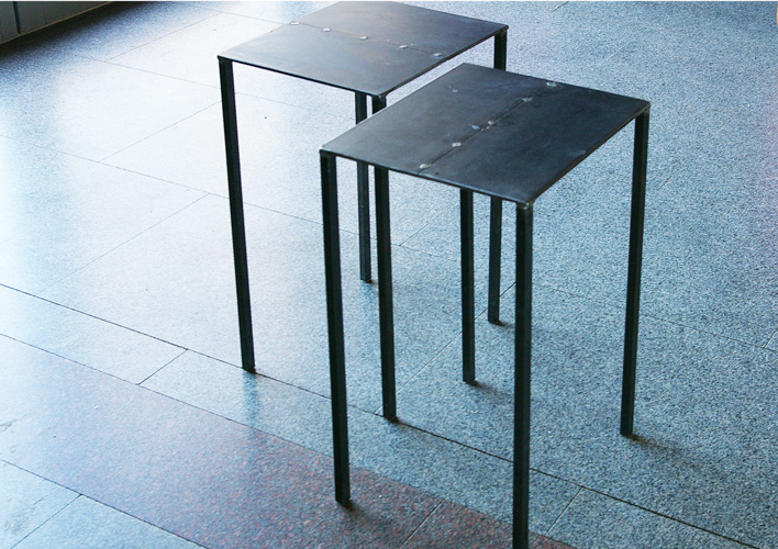 Beistelltische, Eisen